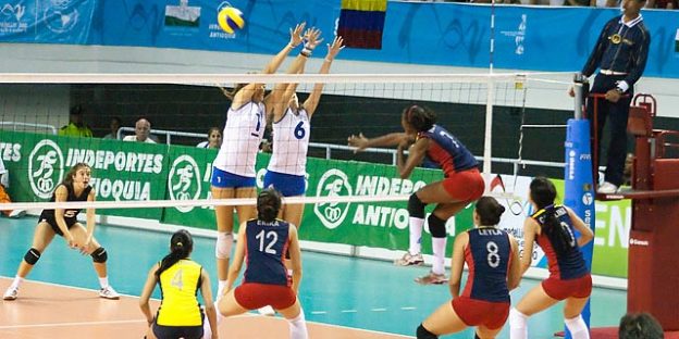 partido de voleibol femenino